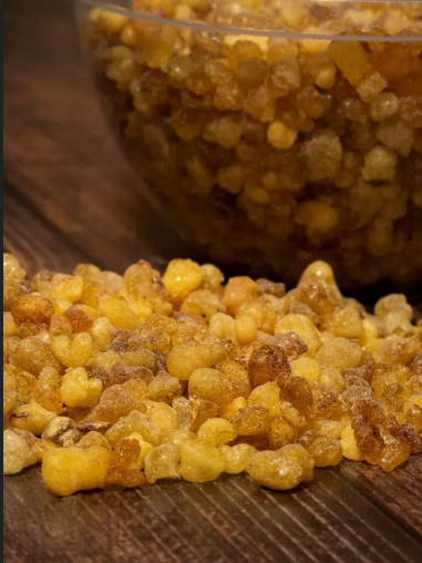 Frankincense Resin – Grade 3, Pure Small Grains...