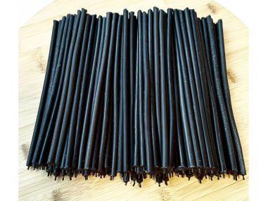 Black Beeswax Candles for rituals,...