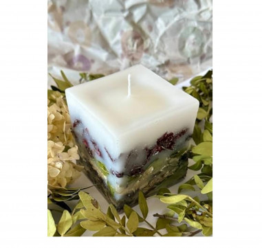 Botanical Floral Candle for Home Decoration