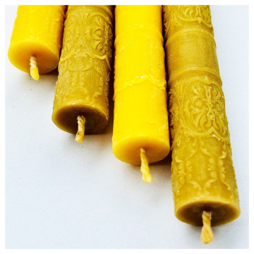 Candela con motivo ecclesiastico (17,5 cm). Prodotto in...