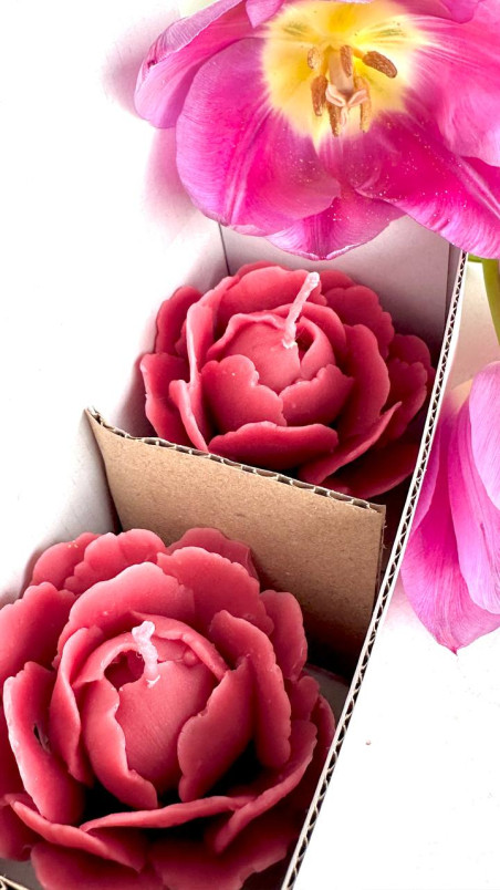 Set de trois bougies décoratives en forme de fleur de pivoine