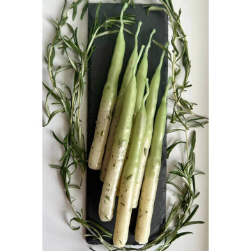 Un conjunto de velas de diseño en verde y blanco. Hecho a...